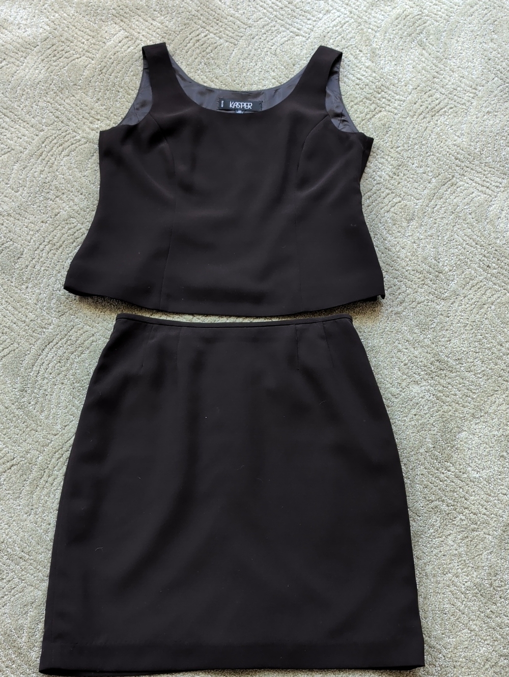 Kasper Black Two-Piece Sleeveless Skirt Set